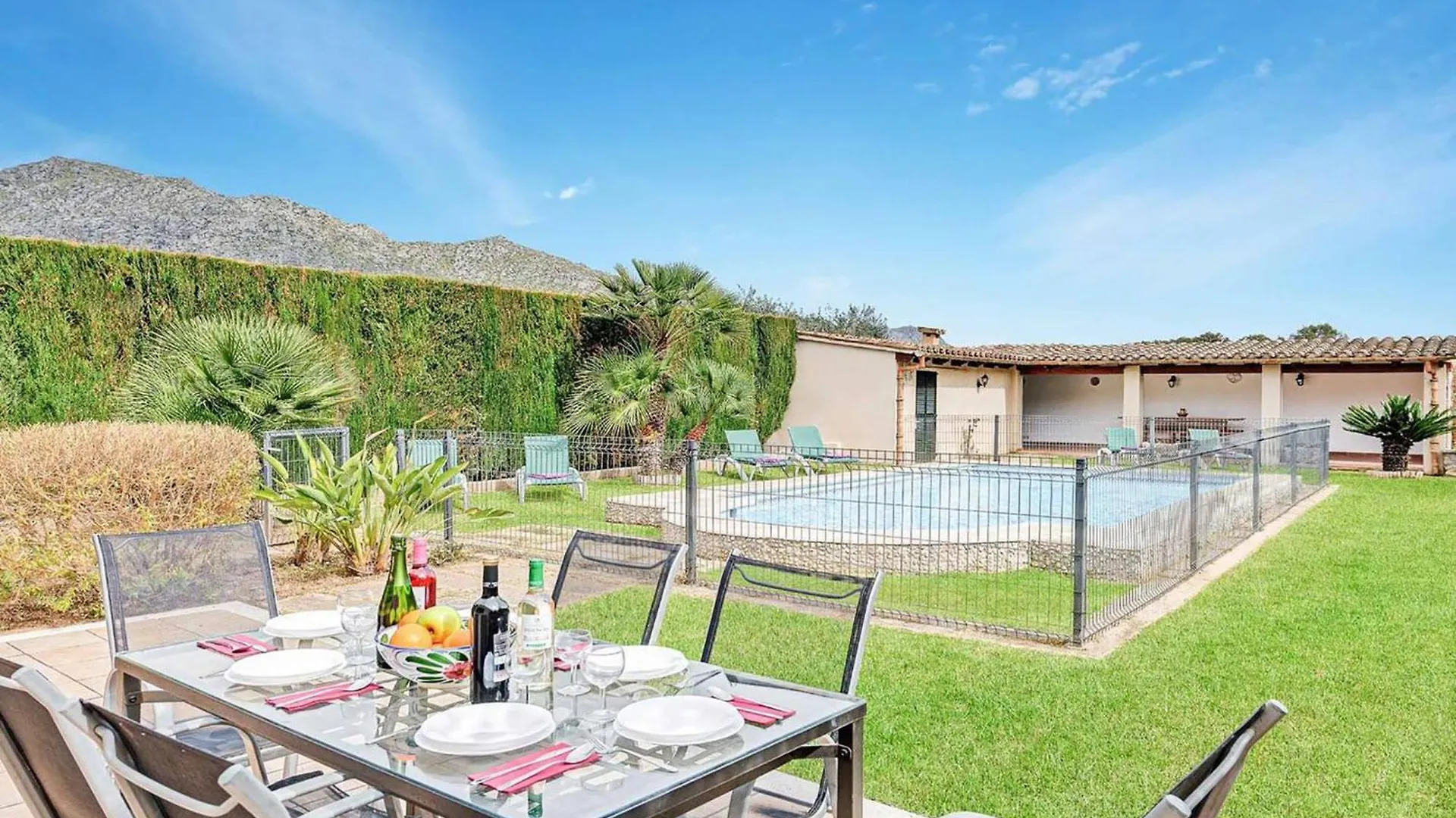 بيت للعطل Villa Pont Roma With Pool, Mountain Views & Aircon بويينسا