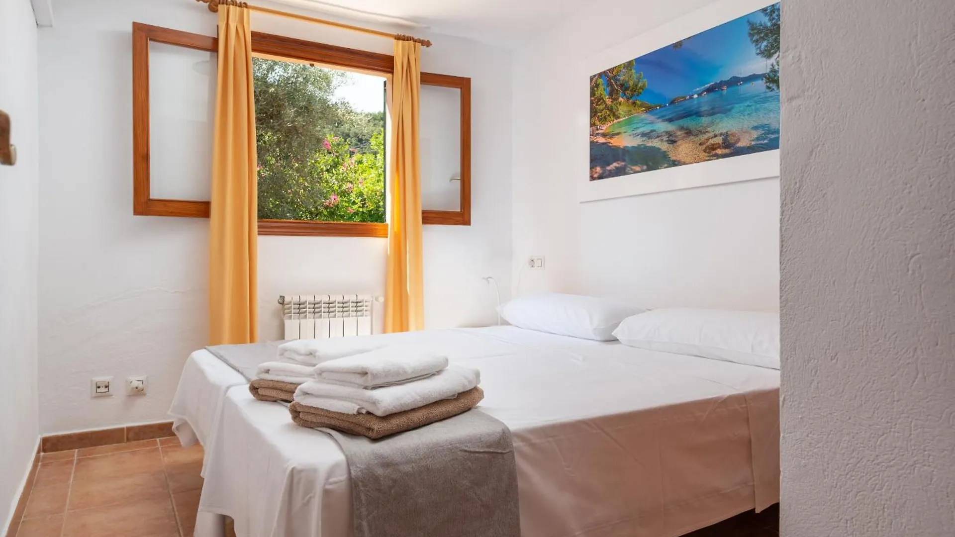 Villa Pont Roma With Pool, Mountain Views & Aircon بويينسا بيت للعطل