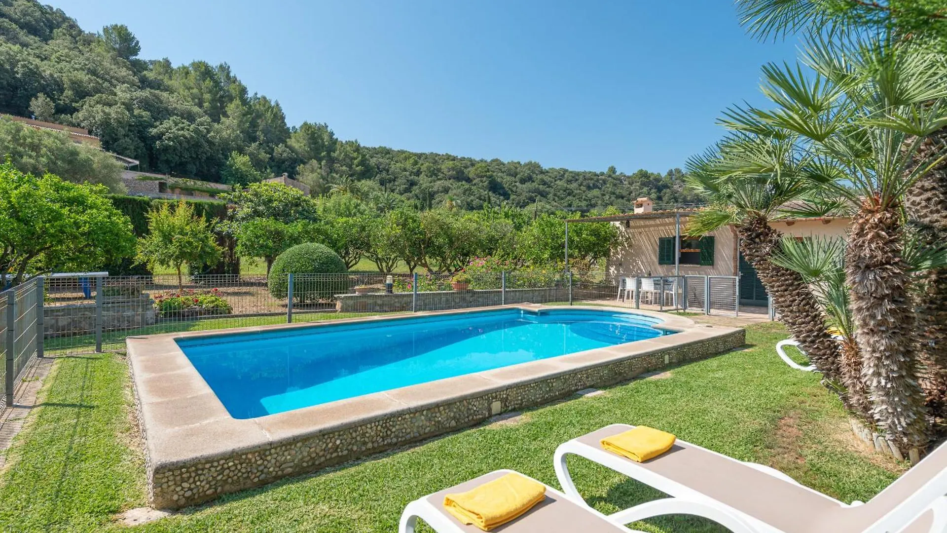 بيت للعطل Villa Pont Roma With Pool, Mountain Views & Aircon بويينسا