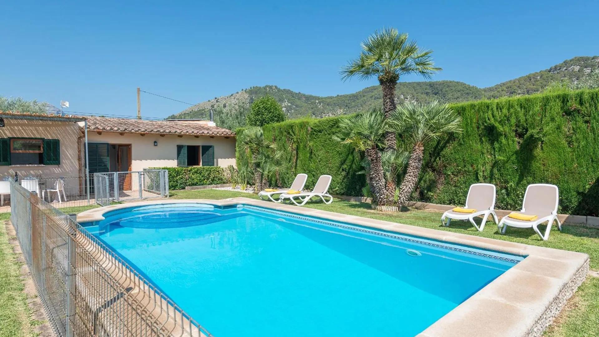 بيت للعطل Villa Pont Roma With Pool, Mountain Views & Aircon بويينسا